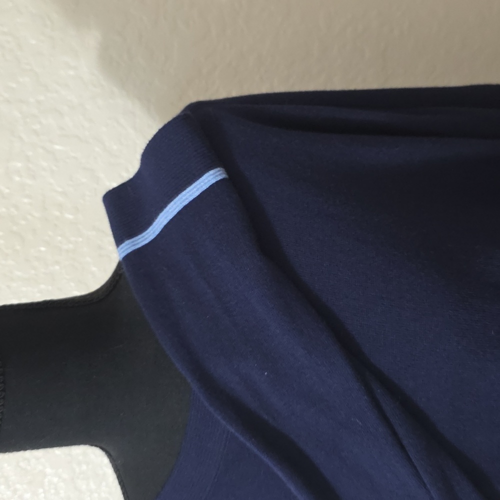 Elegant Navy Blue Crew Neck Sweater - Picture 2 of 11